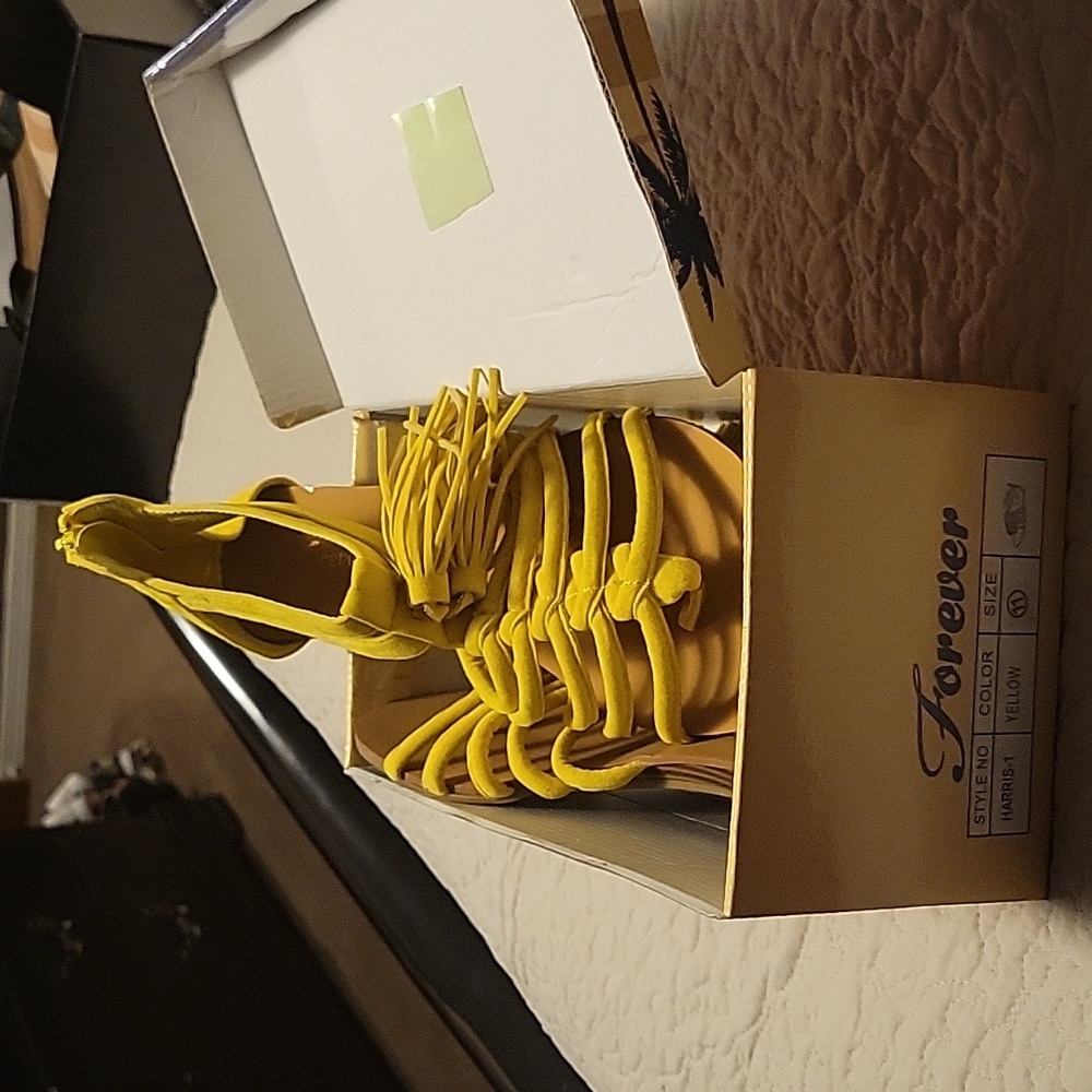 Shoes - Picture 2 of 2